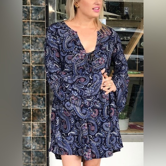 TIGERLILY Mayfield Paisley Blue Bell Sleeve Smock Mini Dress RRP$190 - Picture 4 of 16